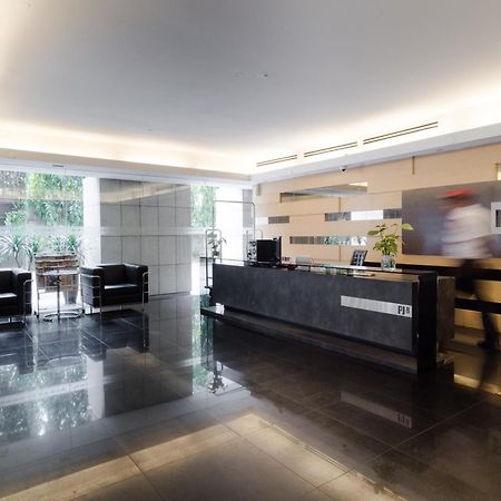 Pj8 Service Suites By Airhost Petaling Jaya Exterior foto