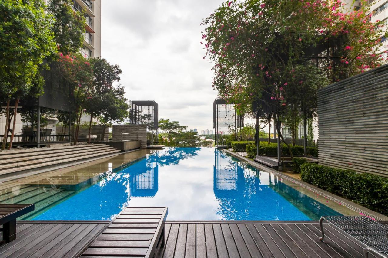 Pj8 Service Suites By Airhost Petaling Jaya Exterior foto